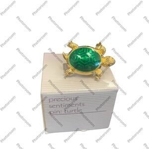 Avon “Precious Sentiments” Gold and Green Turtle pin NIB 1989 vintage